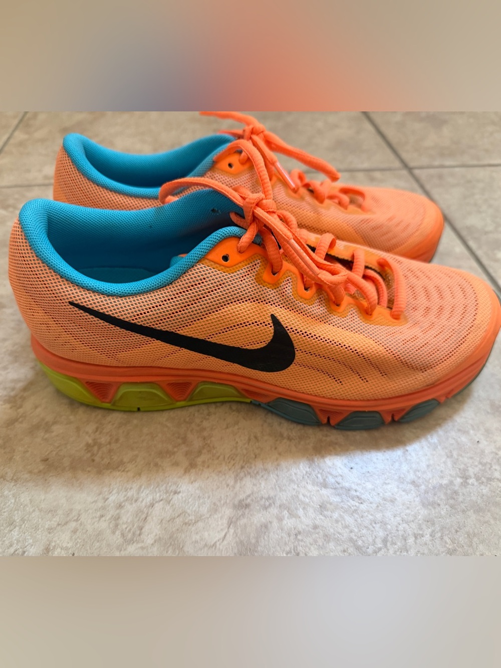 Nike Women’s Orange Running Shoes, SIZE 8.5